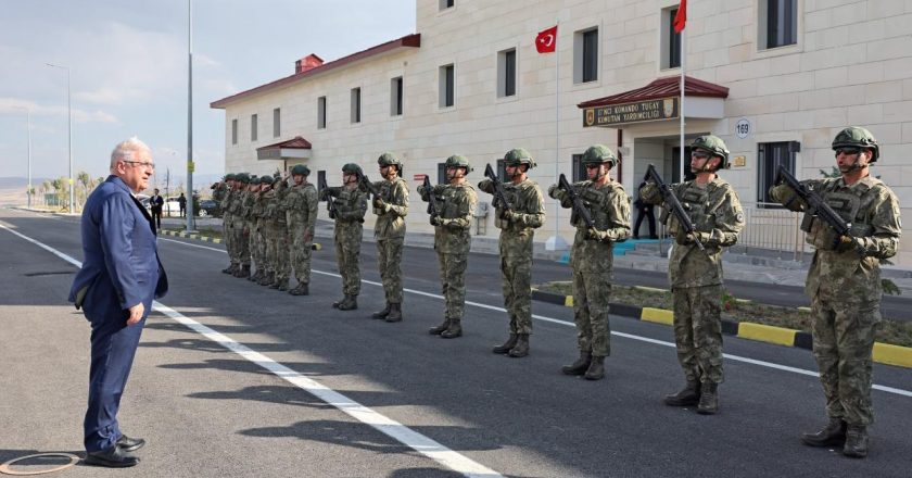 Bakan Güler Bayburt'ta incelemelerde bulundu