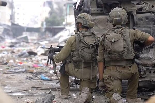 340 kişi, orduya gitmekten kaçınmak için yurt dışına koşarak İsrail'de bir alıntı gönderdi