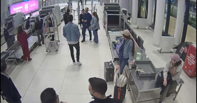 İstanbul Havaalanı'ndaki 3 kadının cinsel organından 6 kilo altın – Türkiye Haberlerini Breaking