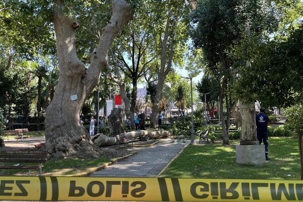 Kocaeli'de 3 kişi yaralandı.
