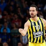Melih Mahmutoğlu bir yıl daha Fenerbahçe Beko'da!