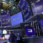 Eye of Global Markets in Inflazione e Figure di produzione industriale