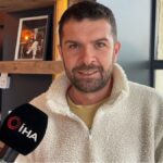 Köpeklerin kovaladığı genci korna çalarak kurtardı: “Nezaket iyidir.”