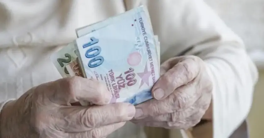 Bakanlıktan müjdeli haber: Engelli ve yaşlı aylıkları hesaplara yatırıldı!