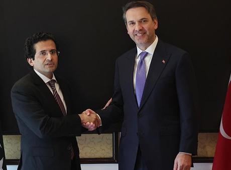 Bakan Bayraktar, Pakistan’ın Petrol Bakanı ile bir araya geldi